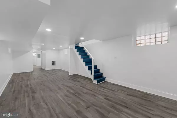 Philadelphia, PA 19120,407 E SANGER ST