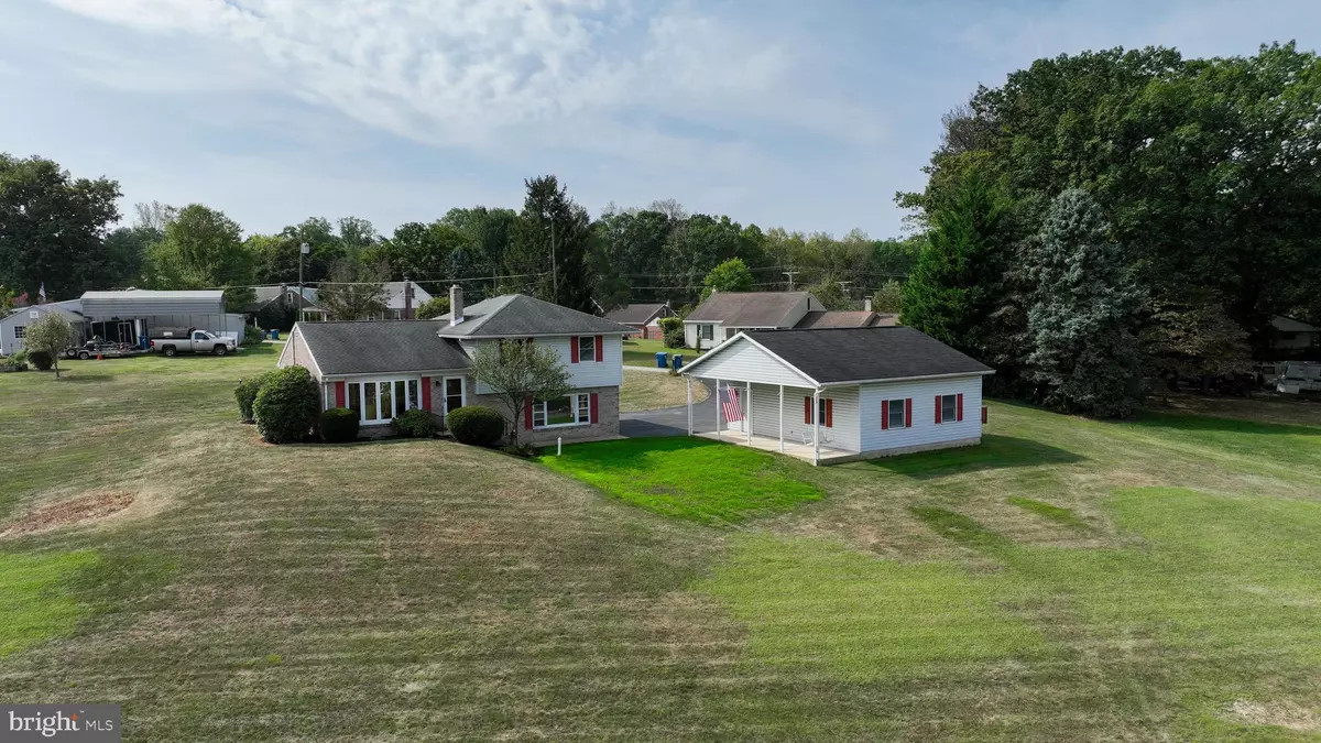 York, PA 17408,1015 GINGER DR