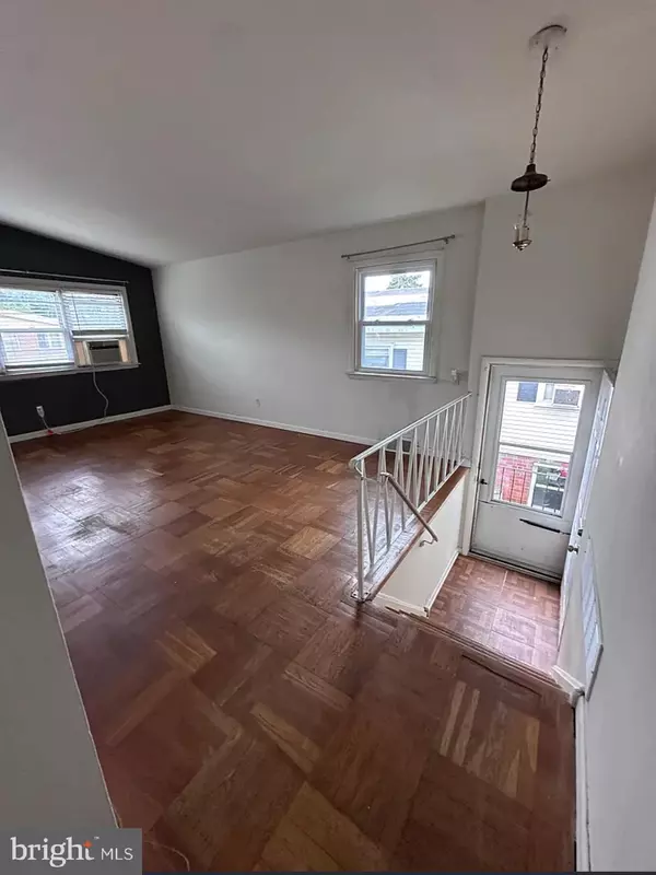 Philadelphia, PA 19116,10031 BRIDLE RD #2ND FLOOR