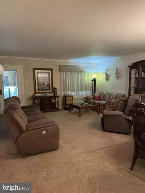 Williamstown, NJ 08094,710 BORDEAUX CT