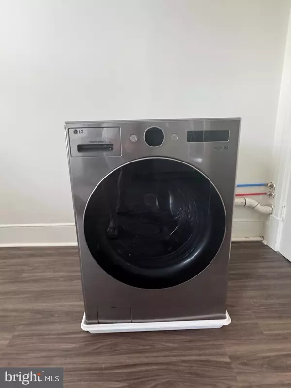 Ardmore, PA 19003,105 ARDMORE AVE