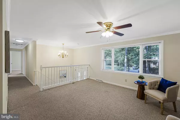 Burke, VA 22015,5801 BOOTHE DR