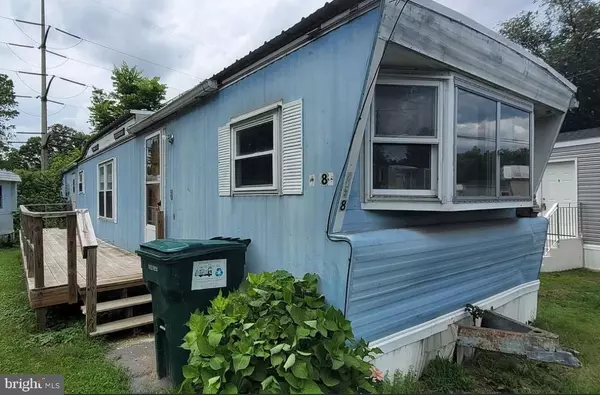 1014 WILLOW STREET PIKE #8, Lancaster, PA 17602