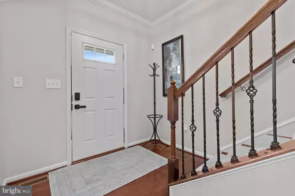 Bowie, MD 20720,13410 SAINT SIMONS CHAPEL CT