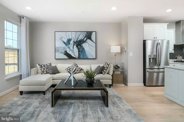 Fairfax, VA 22033,12580 OVATION DR