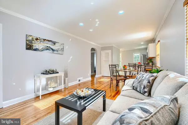 Baltimore, MD 21214,3202 CEDARHURST RD