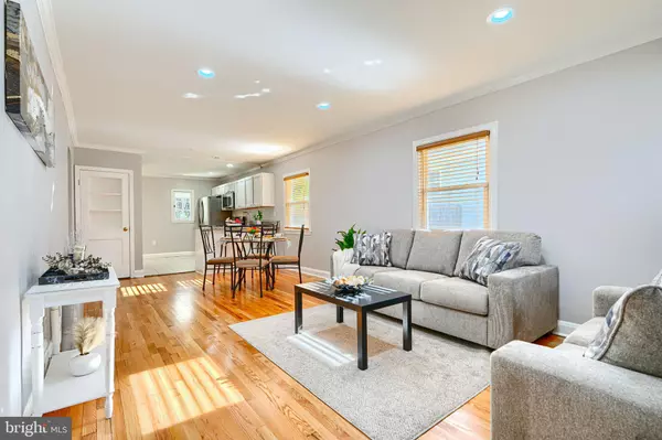 Baltimore, MD 21214,3202 CEDARHURST RD