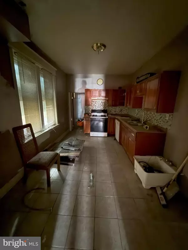 Camden, NJ 08104,1165 CHASE ST