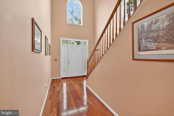 Lorton, VA 22079,8501 BARROW FURNACE LN