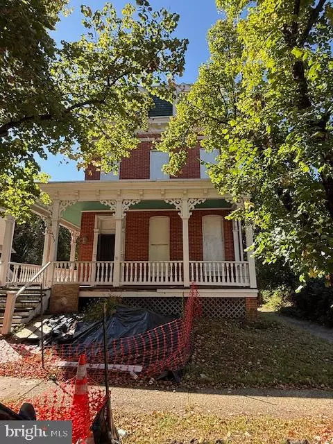 Baltimore, MD 21229,4213 MASSACHUSETTS AVE