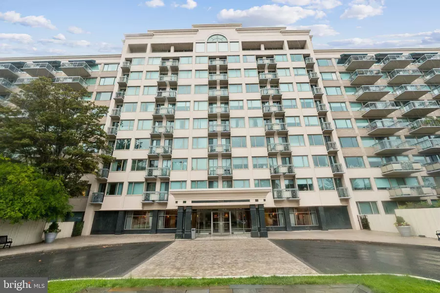 5450 WHITLEY PARK TER #604, Bethesda, MD 20814