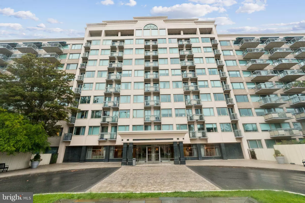 Bethesda, MD 20814,5450 WHITLEY PARK TER #604