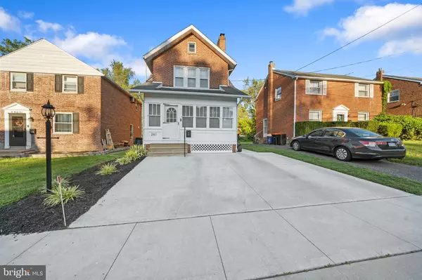 Brookhaven, PA 19015,261 E AVON RD