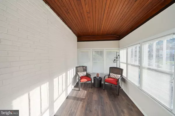 Brookhaven, PA 19015,261 E AVON RD