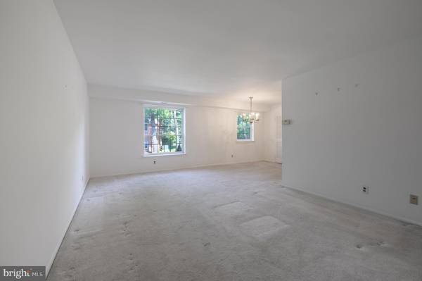 Philadelphia, PA 19144,4000 GYPSY LN #229