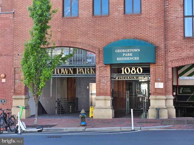 1080 WISCONSIN AVE NW #203, Washington, DC 20007