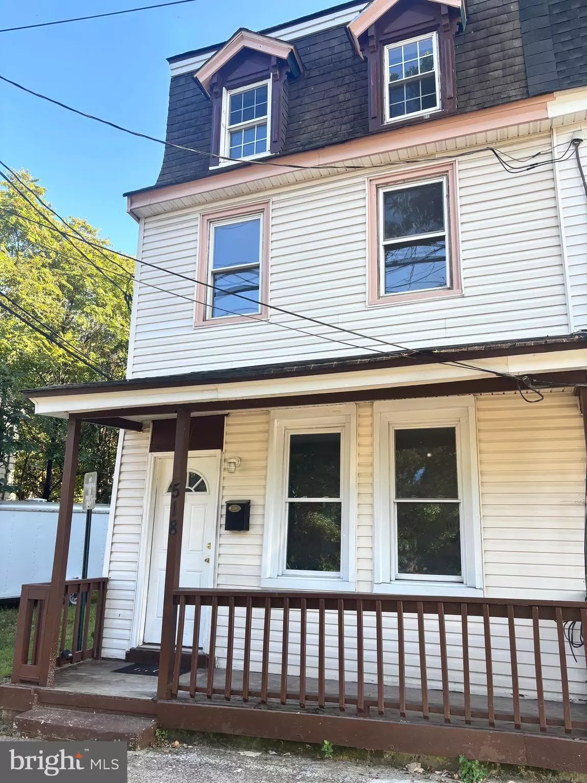 Burlington, NJ 08016,518 COLUMBUS RD