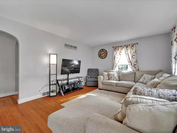 Reading, PA 19606,1034 BUTTER LN