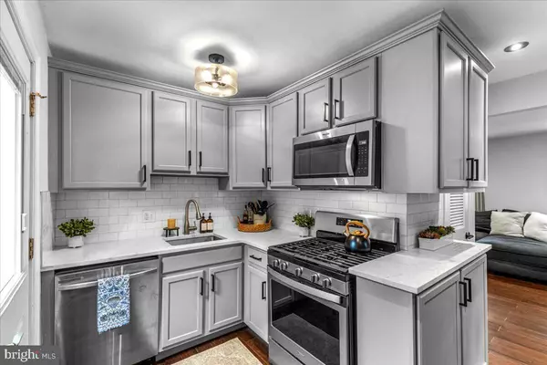 Falls Church, VA 22042,6666 BARRETT RD