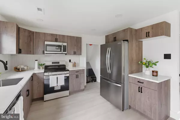 Langhorne, PA 19047,166 N HAWTHORNE AVE