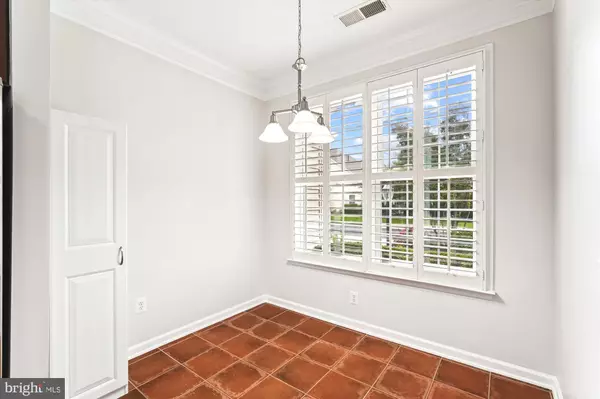 Ashburn, VA 20147,44362 CEDAR HEIGHTS DR