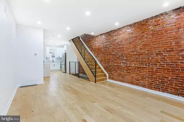 Philadelphia, PA 19145,1734 S TAYLOR ST