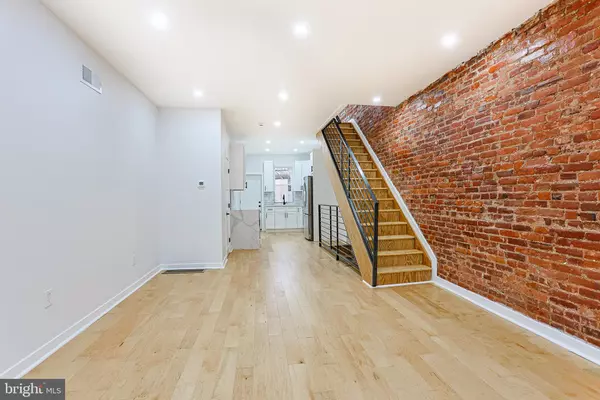 Philadelphia, PA 19145,1734 S TAYLOR ST