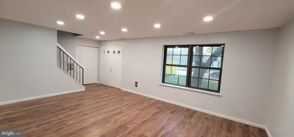 Marlton, NJ 08053,9 CANDLEWOOD CIR