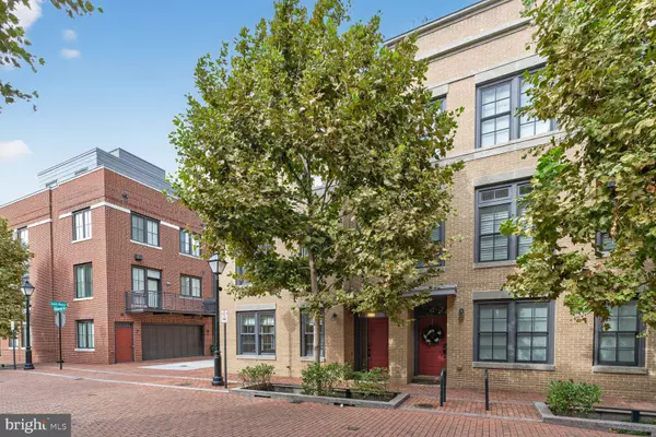 Alexandria, VA 22314,19 PIONEER MILL WAY