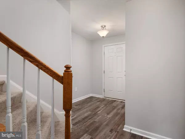 Glen Burnie, MD 21060,7256 MOCKINGBIRD CIR