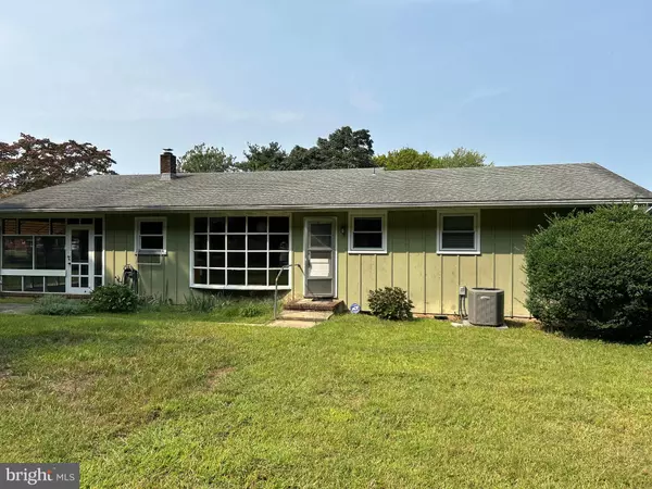 Bridgeton, NJ 08302,15 HOLLY TER