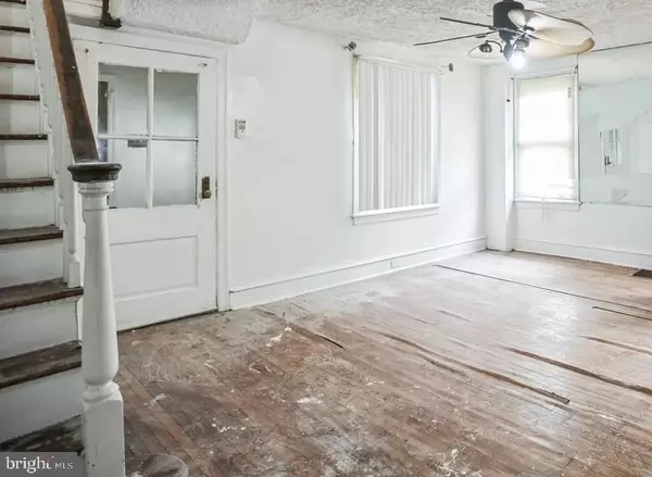 Philadelphia, PA 19120,504 E GODFREY AVE