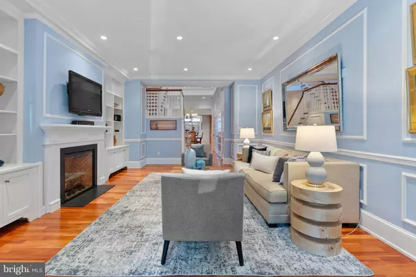 Philadelphia, PA 19103,2019 RITTENHOUSE SQ