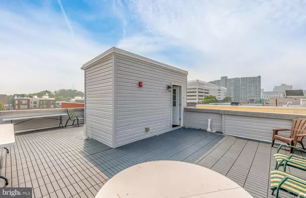 Philadelphia, PA 19104,327 N 40TH ST