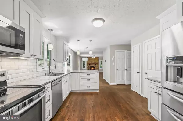 Manassas, VA 20112,11175 STONEBROOK DR