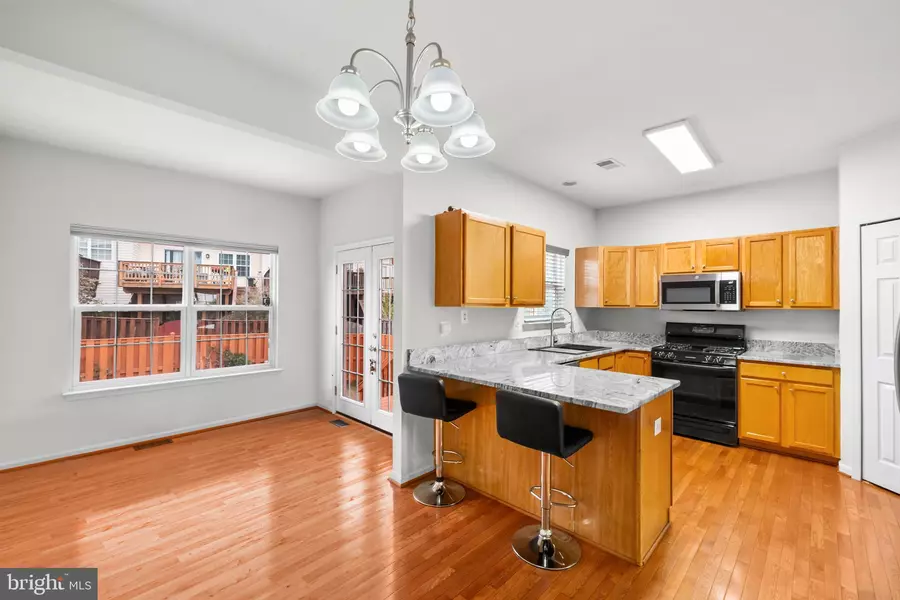 581 KALMIA SQ NE, Leesburg, VA 20176