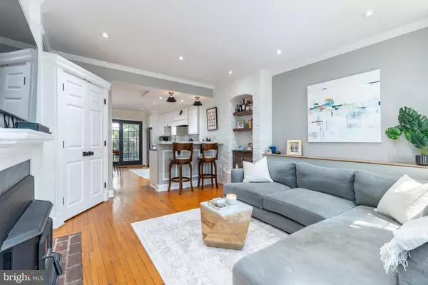 Philadelphia, PA 19147,621 LOMBARD ST