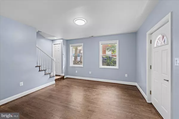 Capitol Heights, MD 20743,509 71ST ST