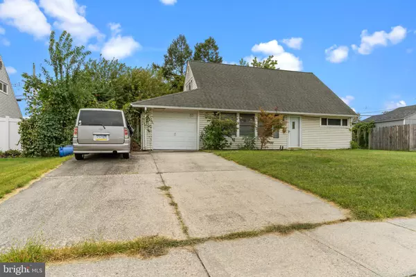 Levittown, PA 19057,53 CRESTWOOD RD