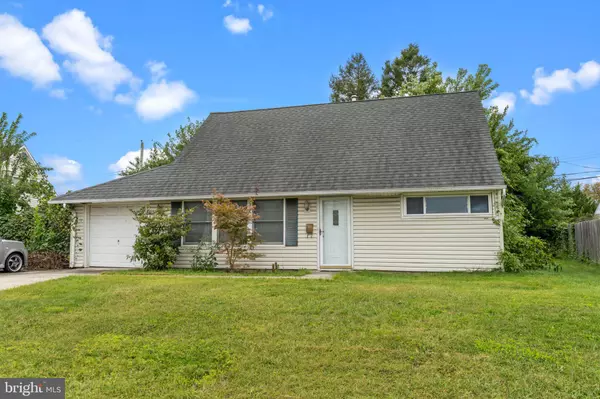 Levittown, PA 19057,53 CRESTWOOD RD