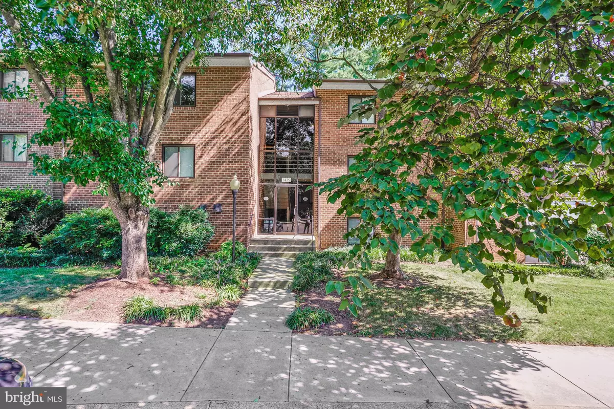 Reston, VA 20190,1439 NORTHGATE SQ #39/21B