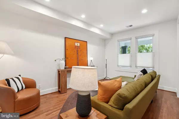 Washington, DC 20010,521 IRVING ST NW