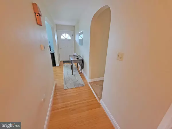 Chambersburg, PA 17202,1901 LINCOLN WAY E