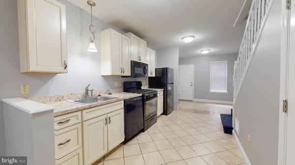 Baltimore, MD 21223,1002 W LOMBARD ST