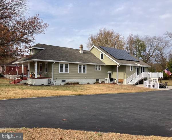 60 E PITTSFIELD ST, Pennsville, NJ 08070