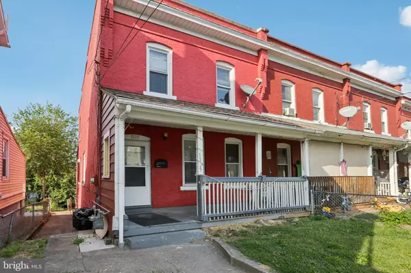 Bethlehem, PA 18015,1229 E 3RD ST