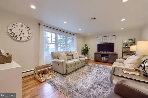 Lititz, PA 17543,209 SEGO SAGO RD