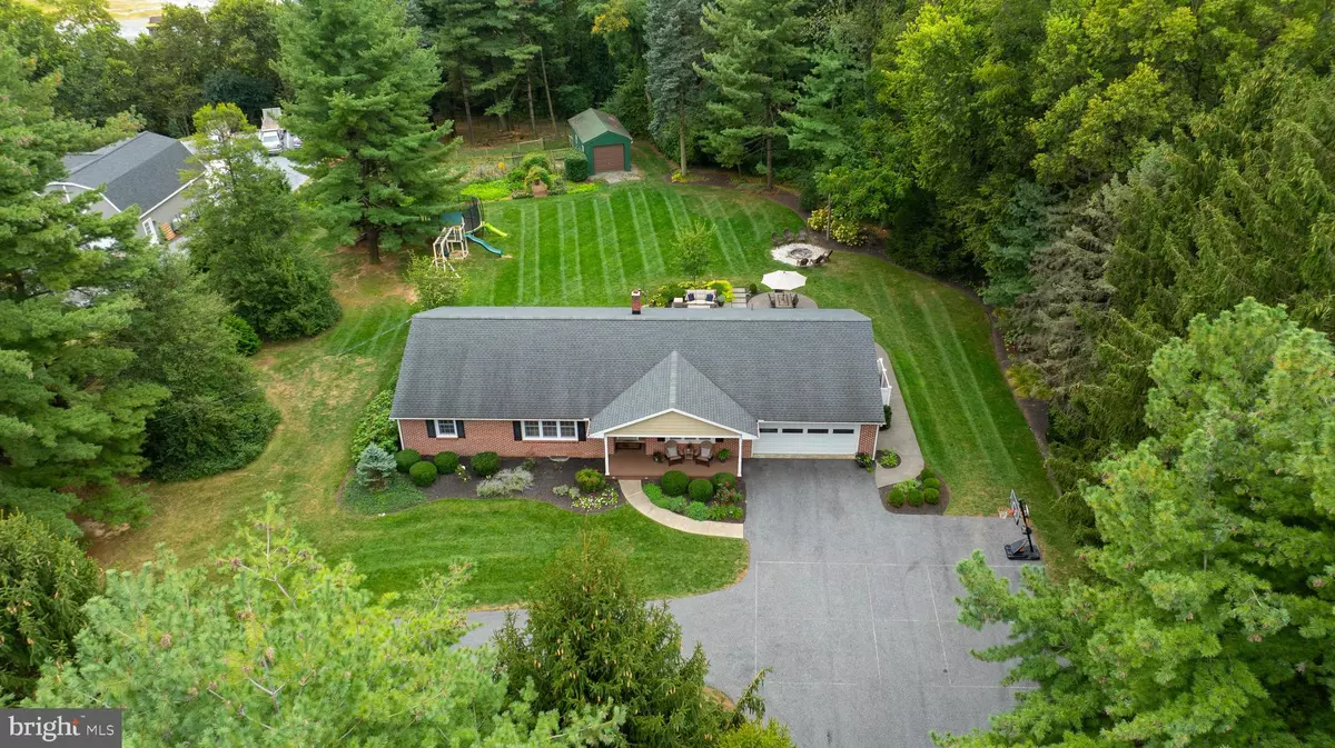 Lititz, PA 17543,209 SEGO SAGO RD