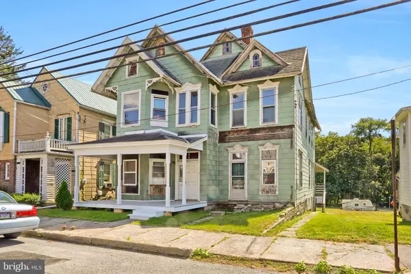 Williamstown, PA 17098,304-306 E MARKET ST