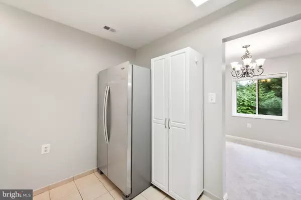 Reston, VA 20190,1434 NORTHGATE SQ #34/21B